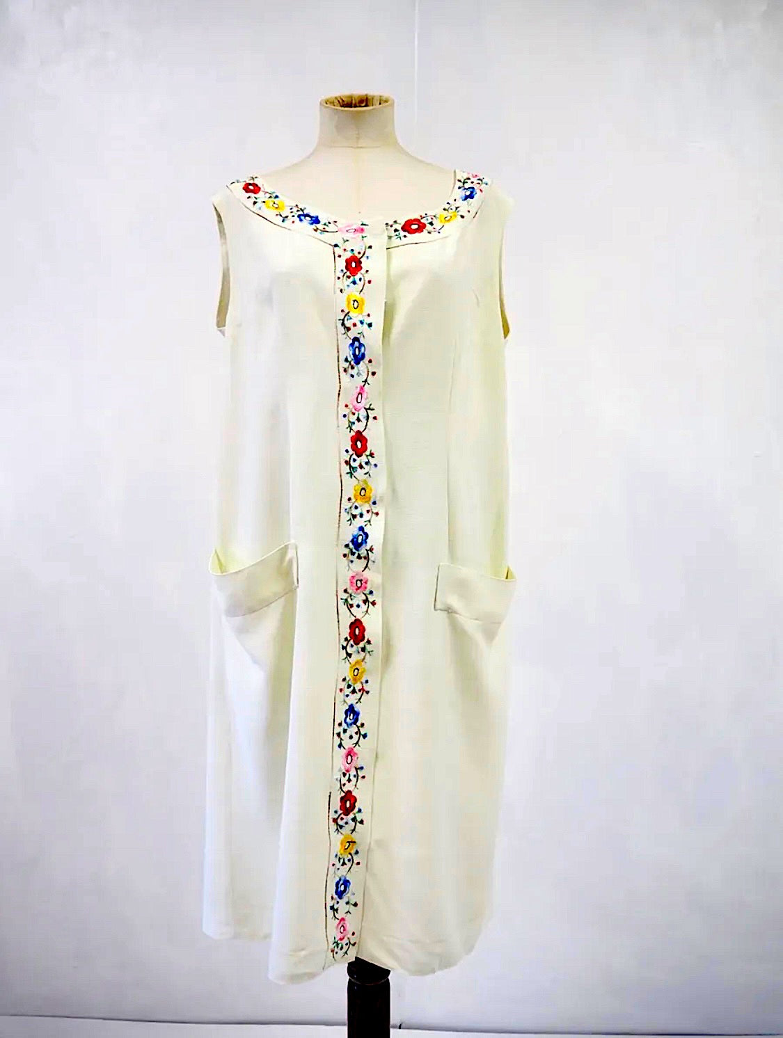 1970's shift style dress