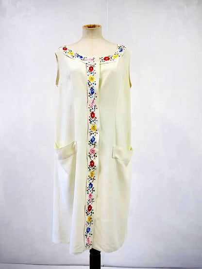 1970's shift style dress