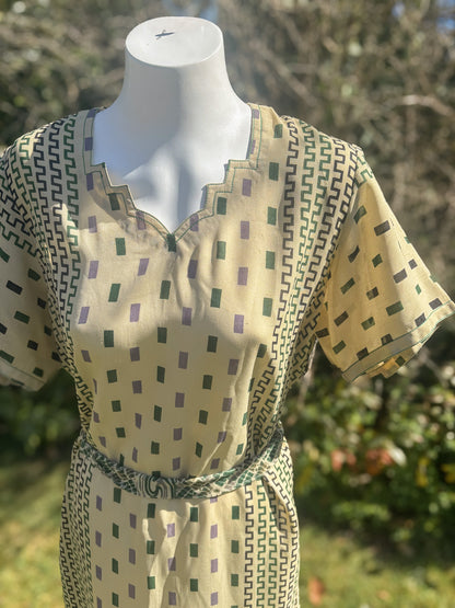 Cream & Green Short Sleeved Tunic Dress