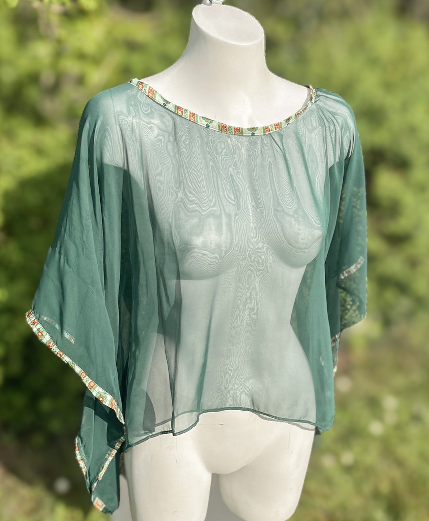 Green Box Top – Vintage Scarf Fabric