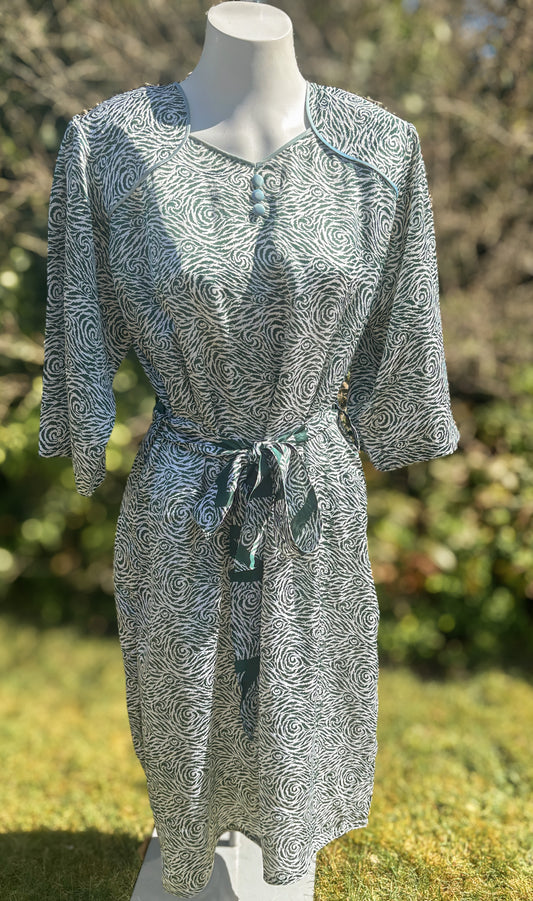 Green Animal Print Long Sleeved Tunic Dress