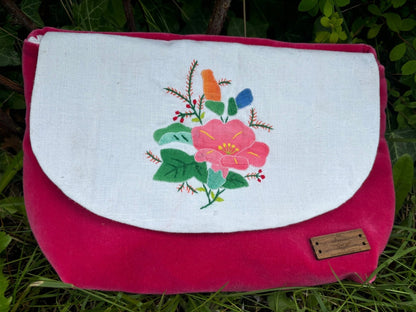 Embroidery Napkin Clutches