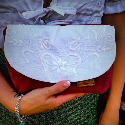 Embroidery Napkin Clutches