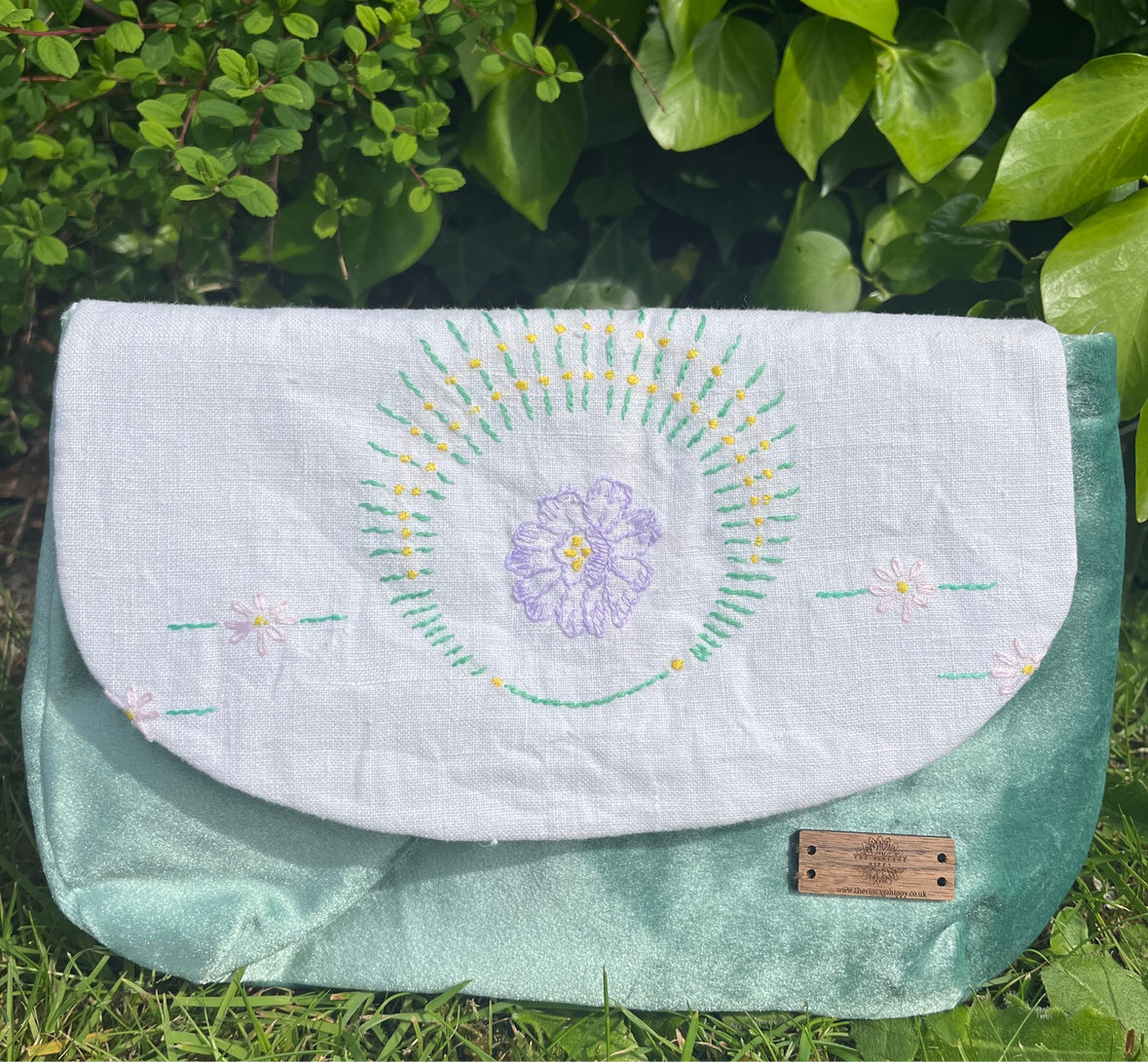 Embroidery Floral Napkin Clutches